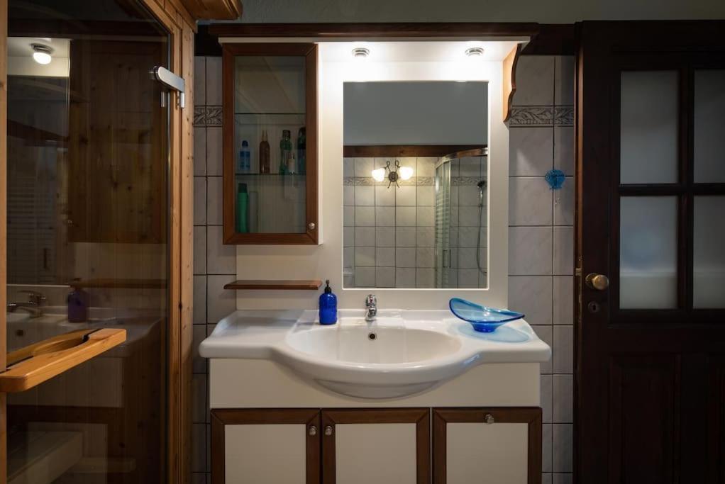 Traditionelles Appartement Athos Shadow Am Meer Paralia Sikias Ngoại thất bức ảnh